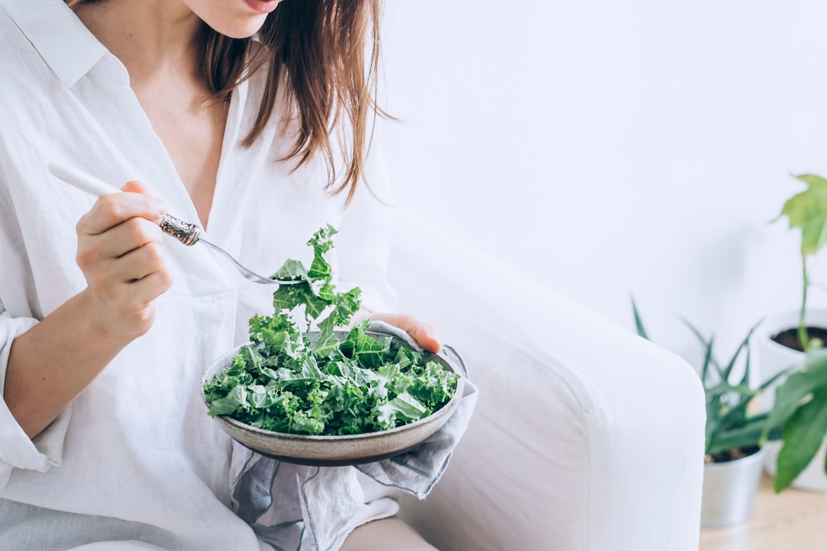 Women enjoying healthy meal together